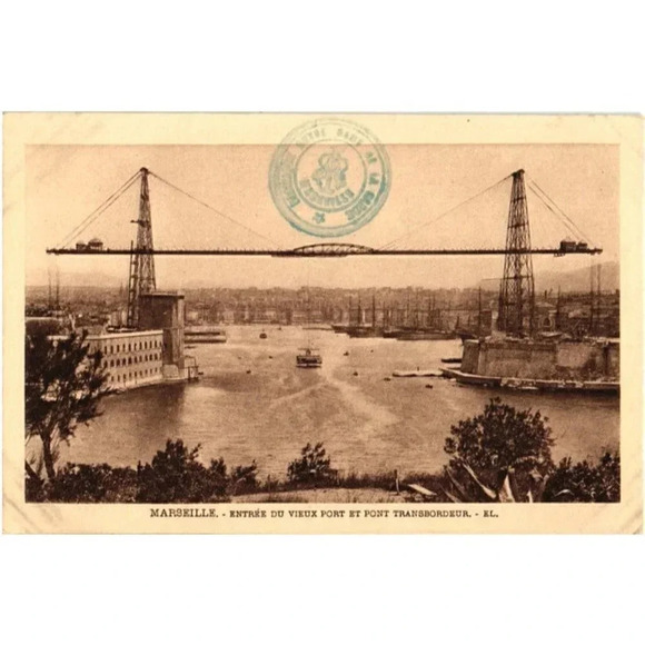 MARSEILLE ENTRÉE DU VIEUX PORT ET PONT TRANSBORDEUR- Marseille, France Postcard - Picture 1 of 2